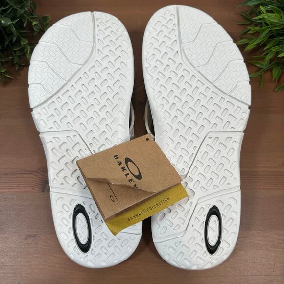 Oakley Men's B1B Flip Flop White Sandals Size 12 - Picture 8 of 8
